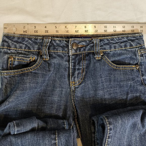 Miley Cyrus Max Azria Jeans size 3 EUC! - Picture 3 of 15